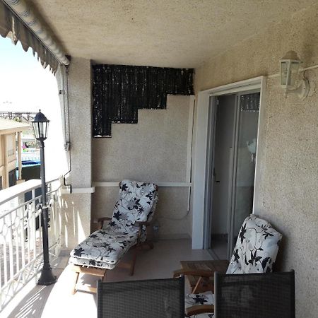 Apartamento Salamanca 20 ซานตาโปลา ภายนอก รูปภาพ