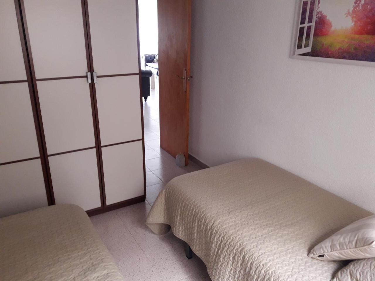 Apartamento Salamanca 20 ซานตาโปลา ภายนอก รูปภาพ